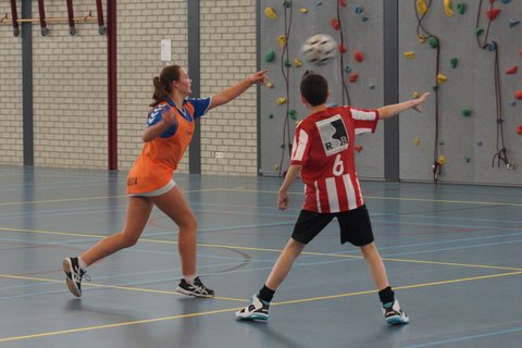 Korfbal C2  29 november-014.JPG